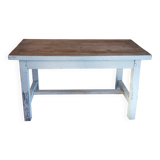 Farm table