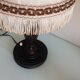 Lampe en bois tourné et abat en tissu beige style art déco / années 40-50