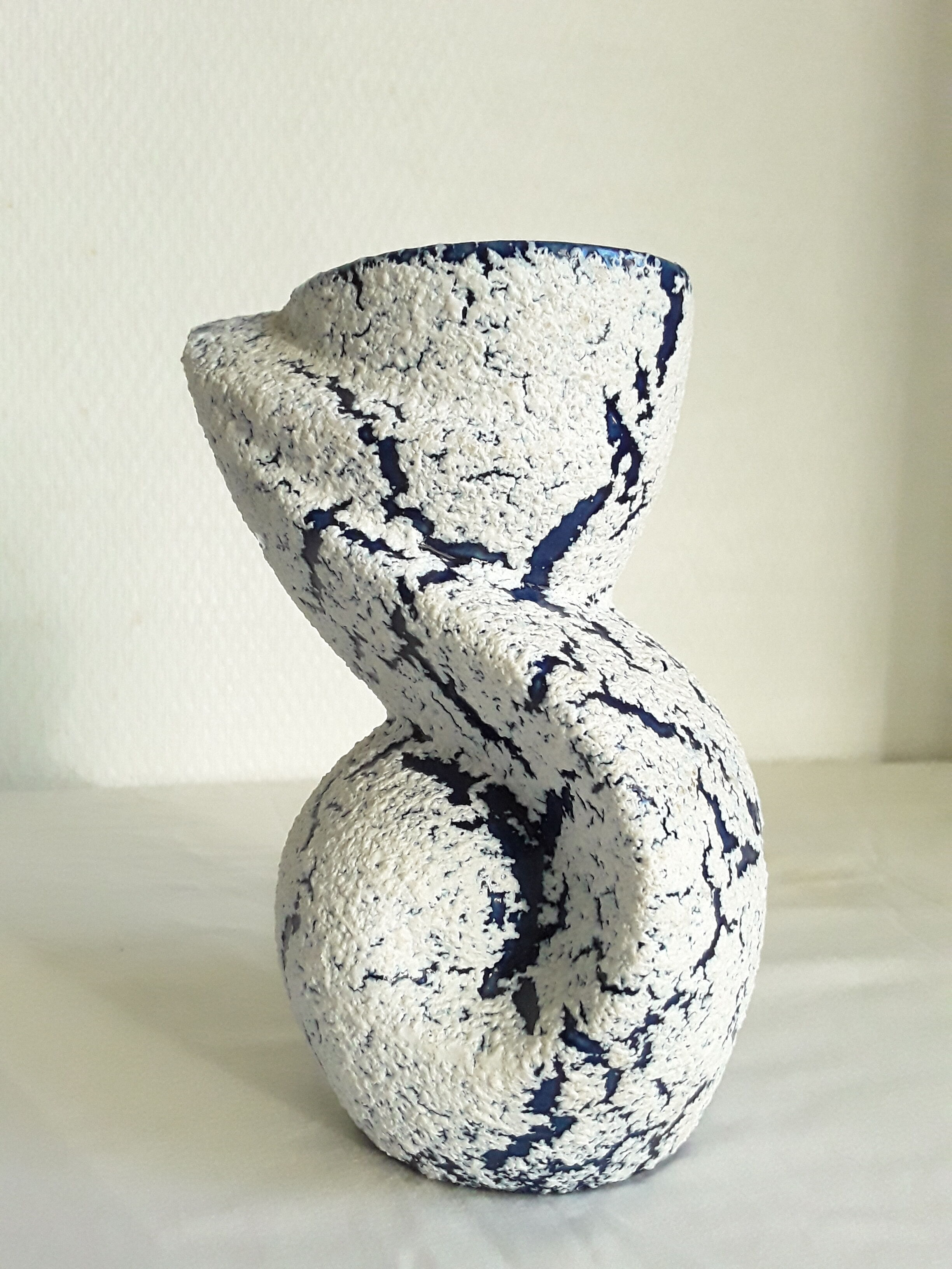 Vintage snowsandstone vase