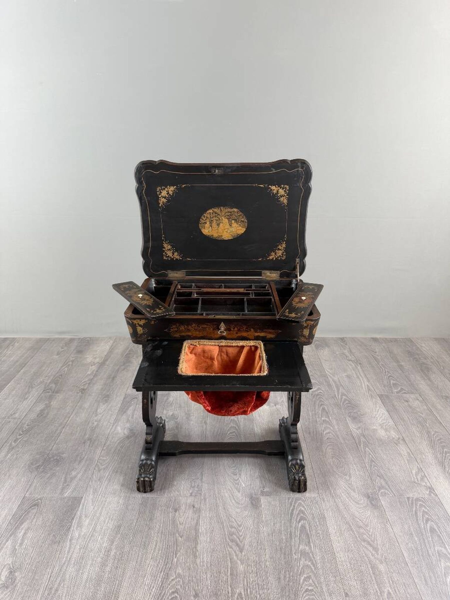 Necessary sewing furniture in blackened wood, Napoleon III style, 19th century.