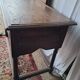 Petite table en noyer