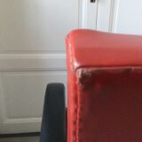 Rock n roll style skai armchair