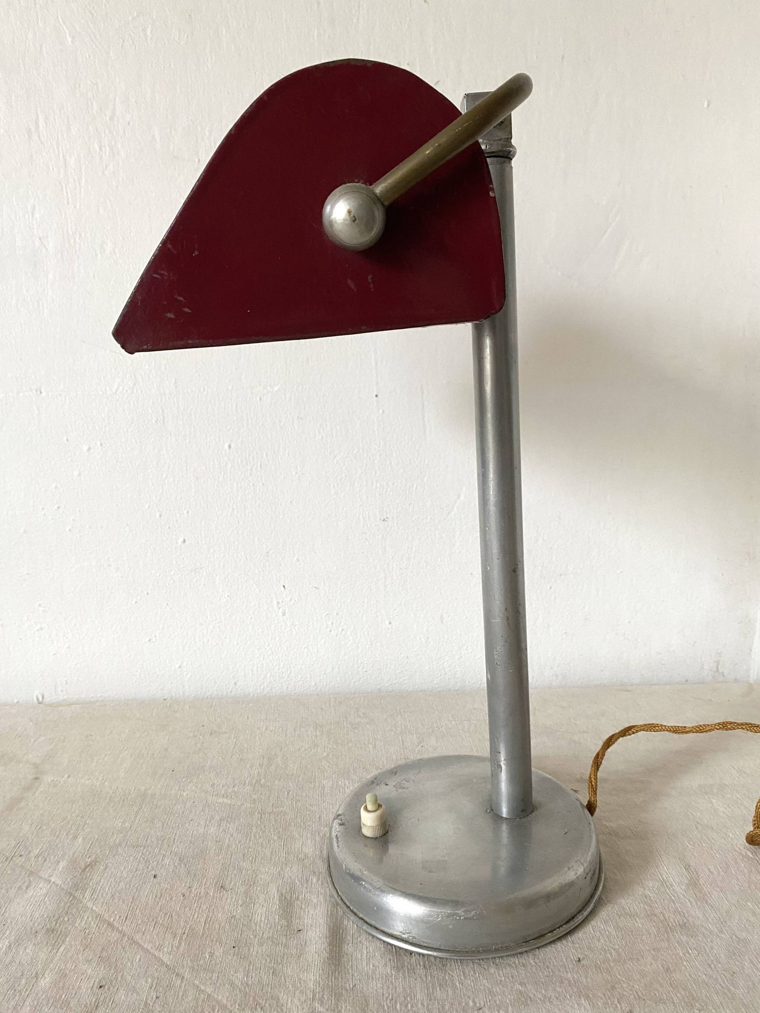 Lampe de bureau art déco en alu et tôle
