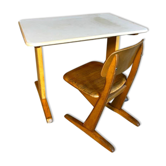 Child school desk and his casala chair