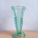 Vase en verre pressé vert style Art déco, vers 1960