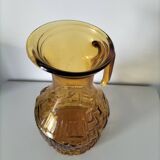 Pichet en verre ambré vintage