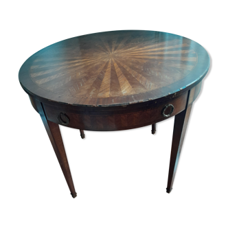 Pedestal table