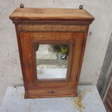 30, 40 years toilet wardrone