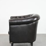 Dark luxury cowhide Chesterfield club armchair in English style