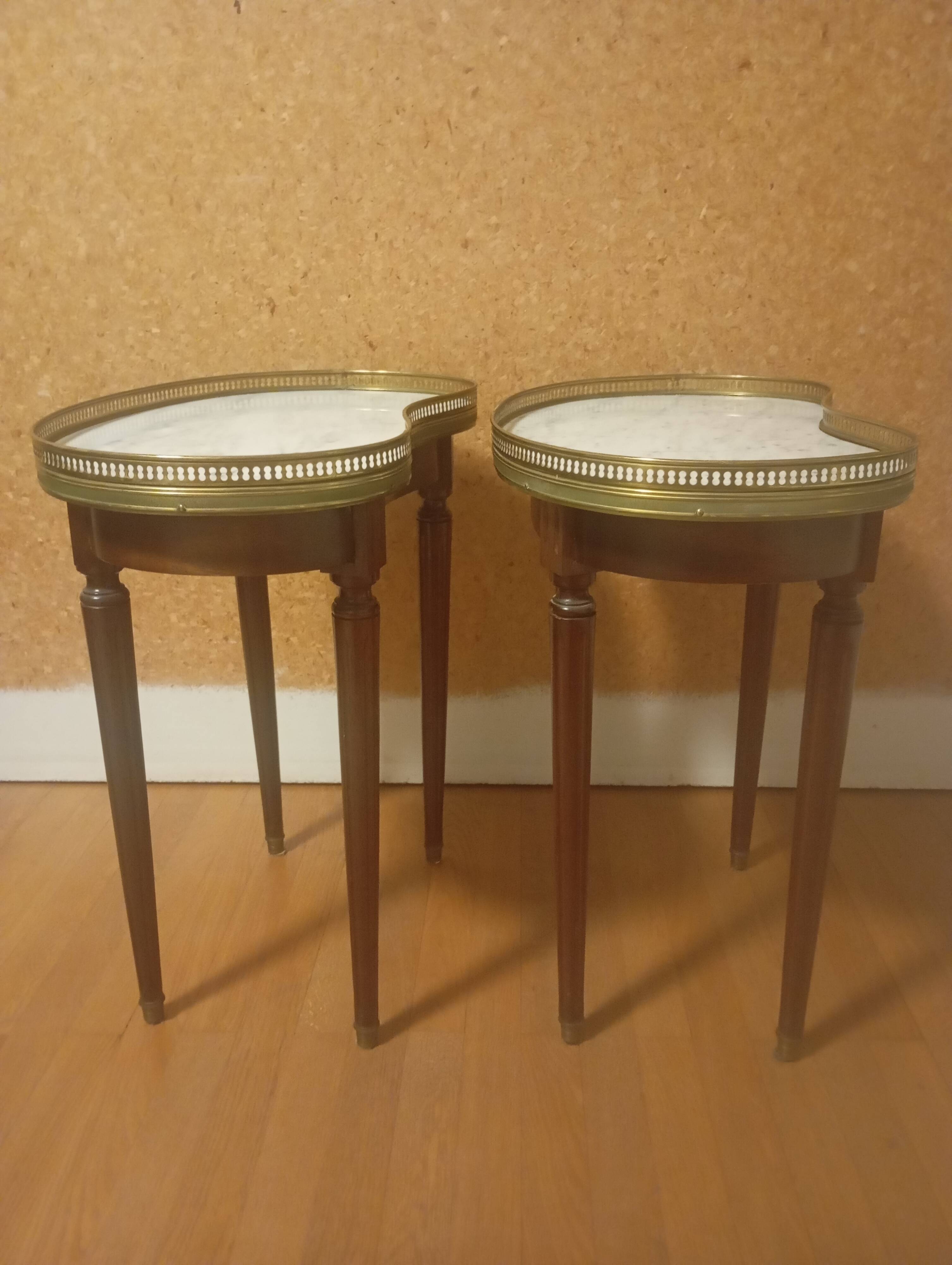 Louis XVI style kidney-shaped bouillotte coffee tables