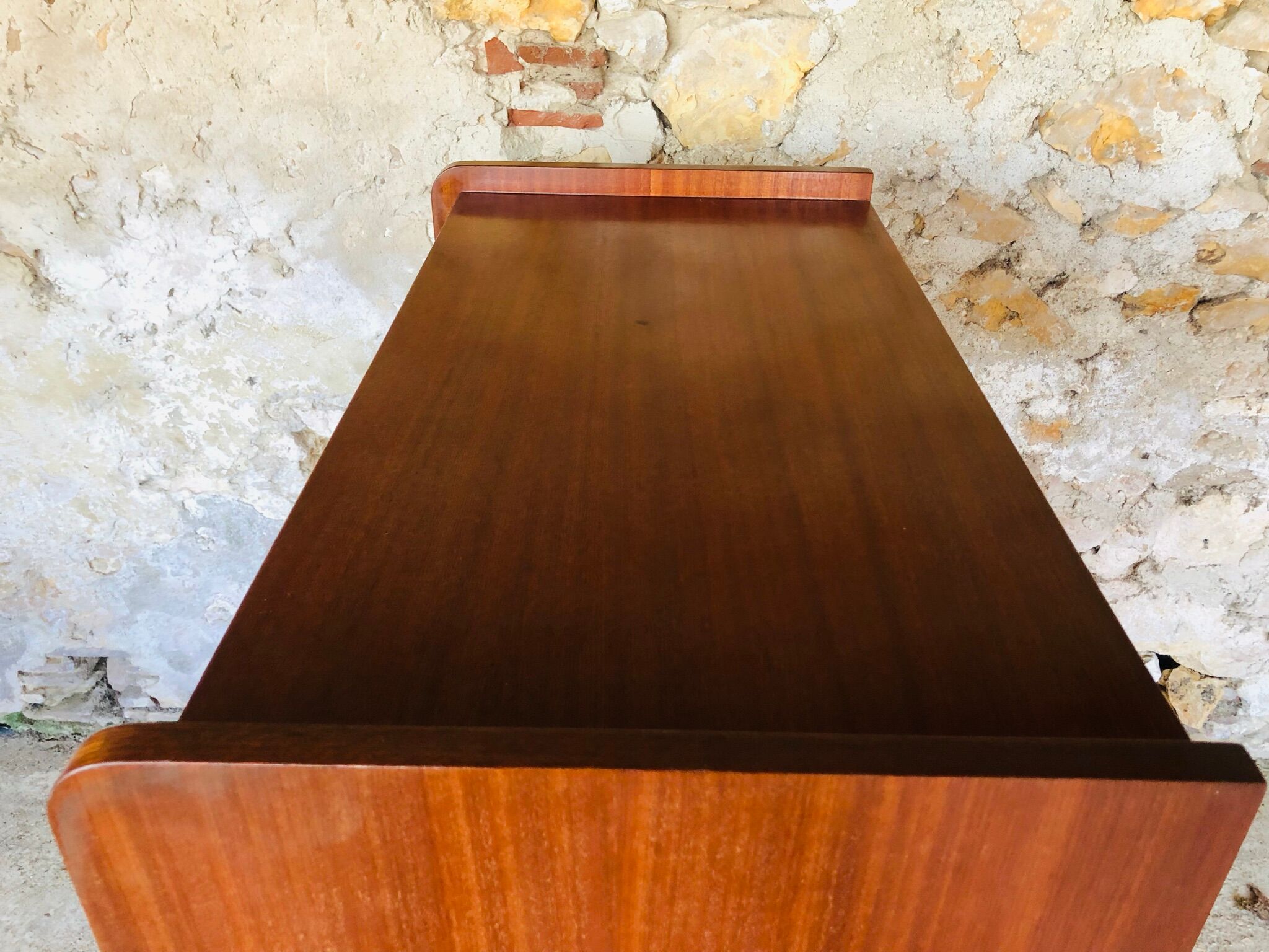 Storage cabinet with double compartment, metal feet circa 60's