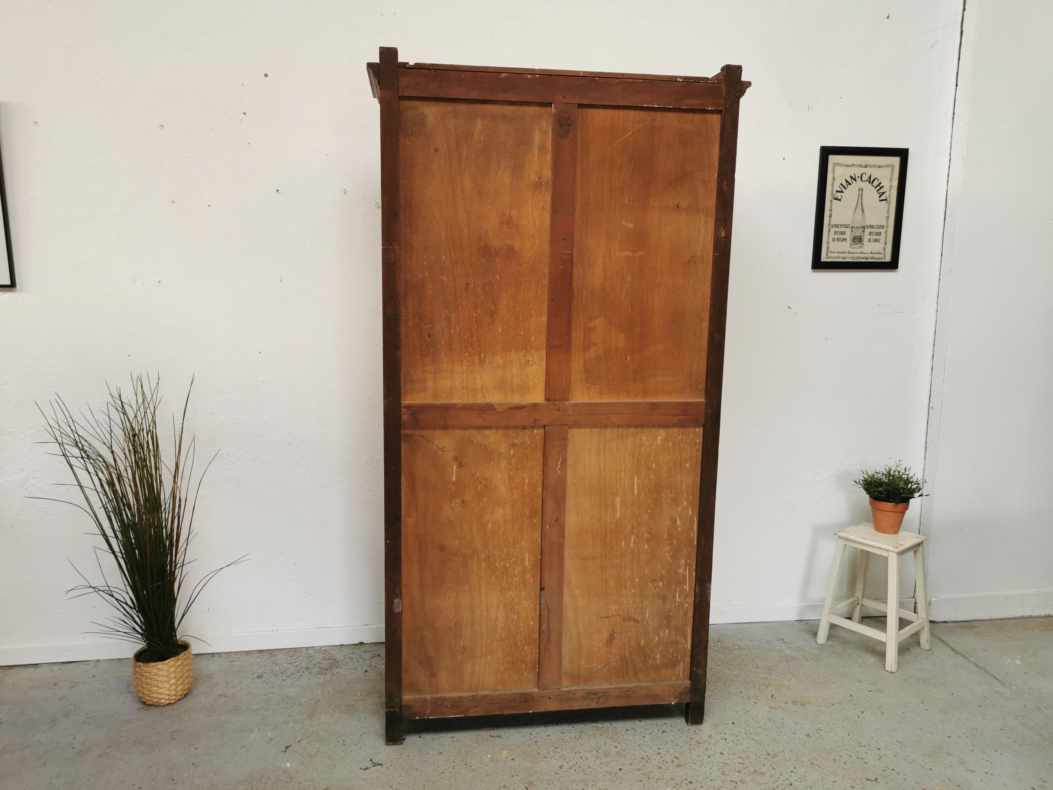 Vintage Parisian wardrobe