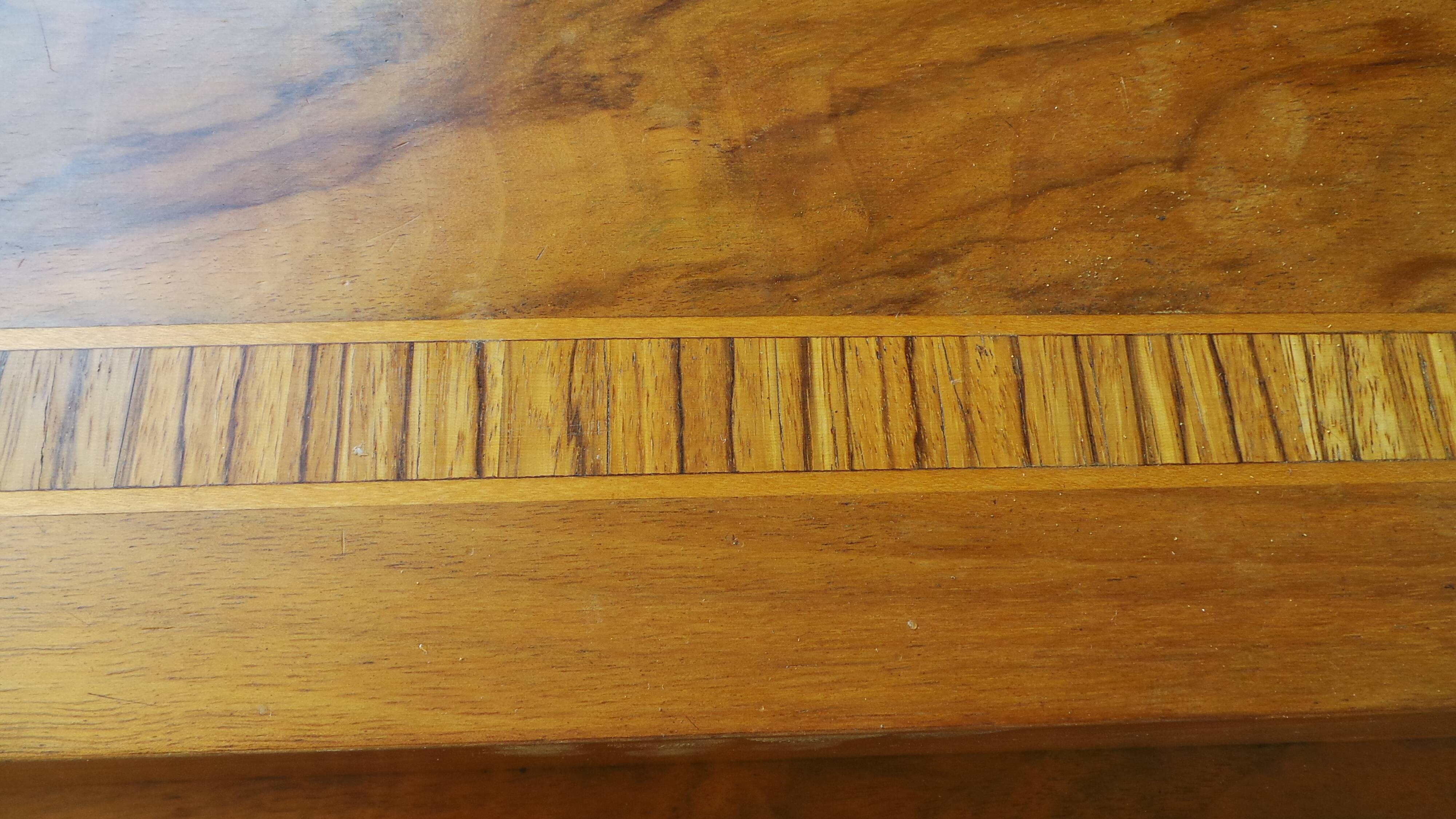 Rayonde vintage vinyl radio cabinet 30s