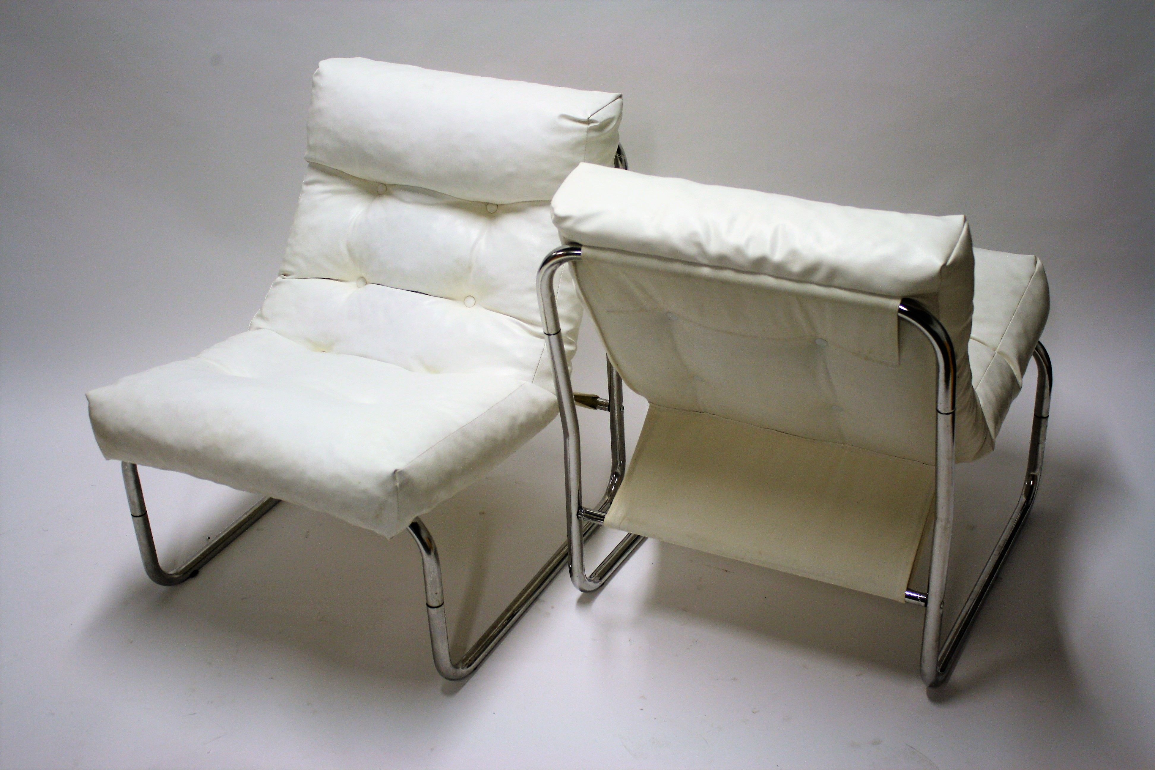 Pair of vintage lounge chairs by Gillis Lundgren  1970s