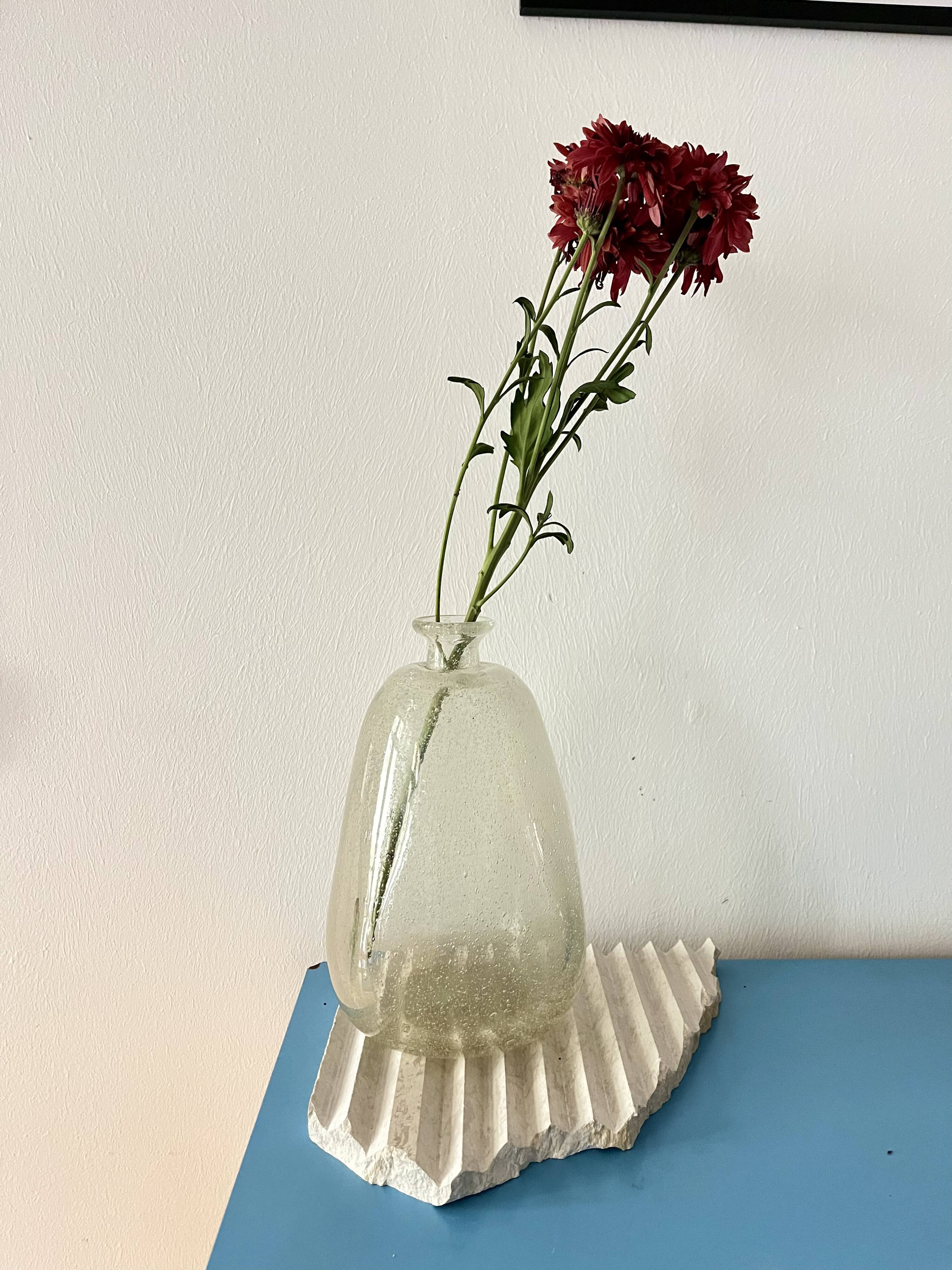 Vase vintage en verre soufflé à la main