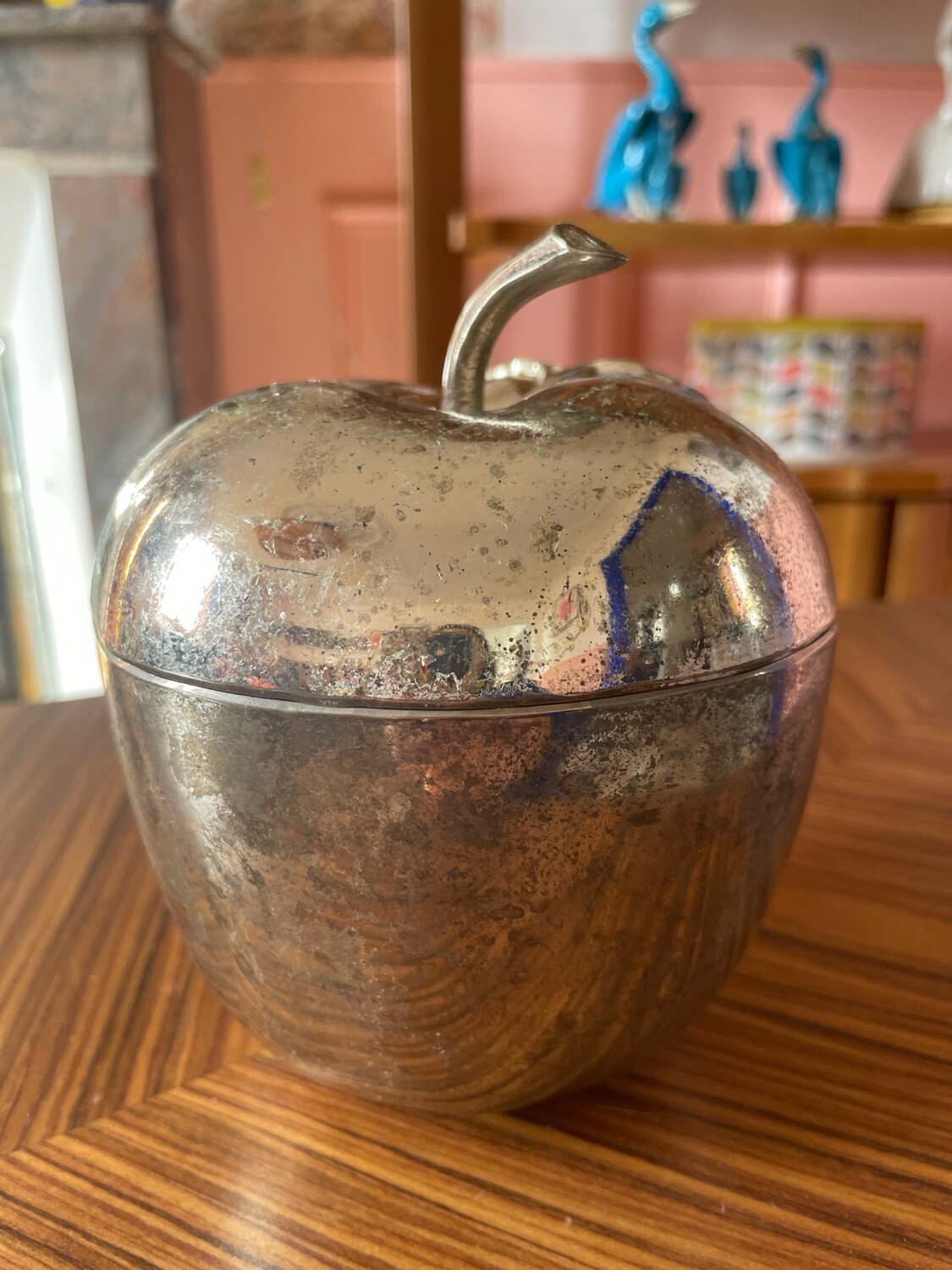 70' metal apple pocket emptier