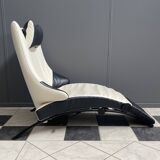 Black and white leather seat model Solo 699 design Stefan Heiliger, WK