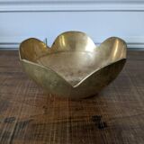 Brass flower cup