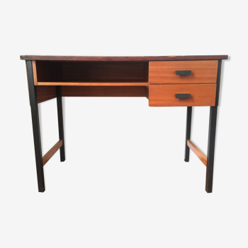 Bureau en bois foncé style scandinave