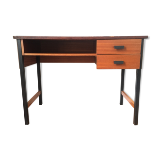 Bureau en bois foncé style scandinave