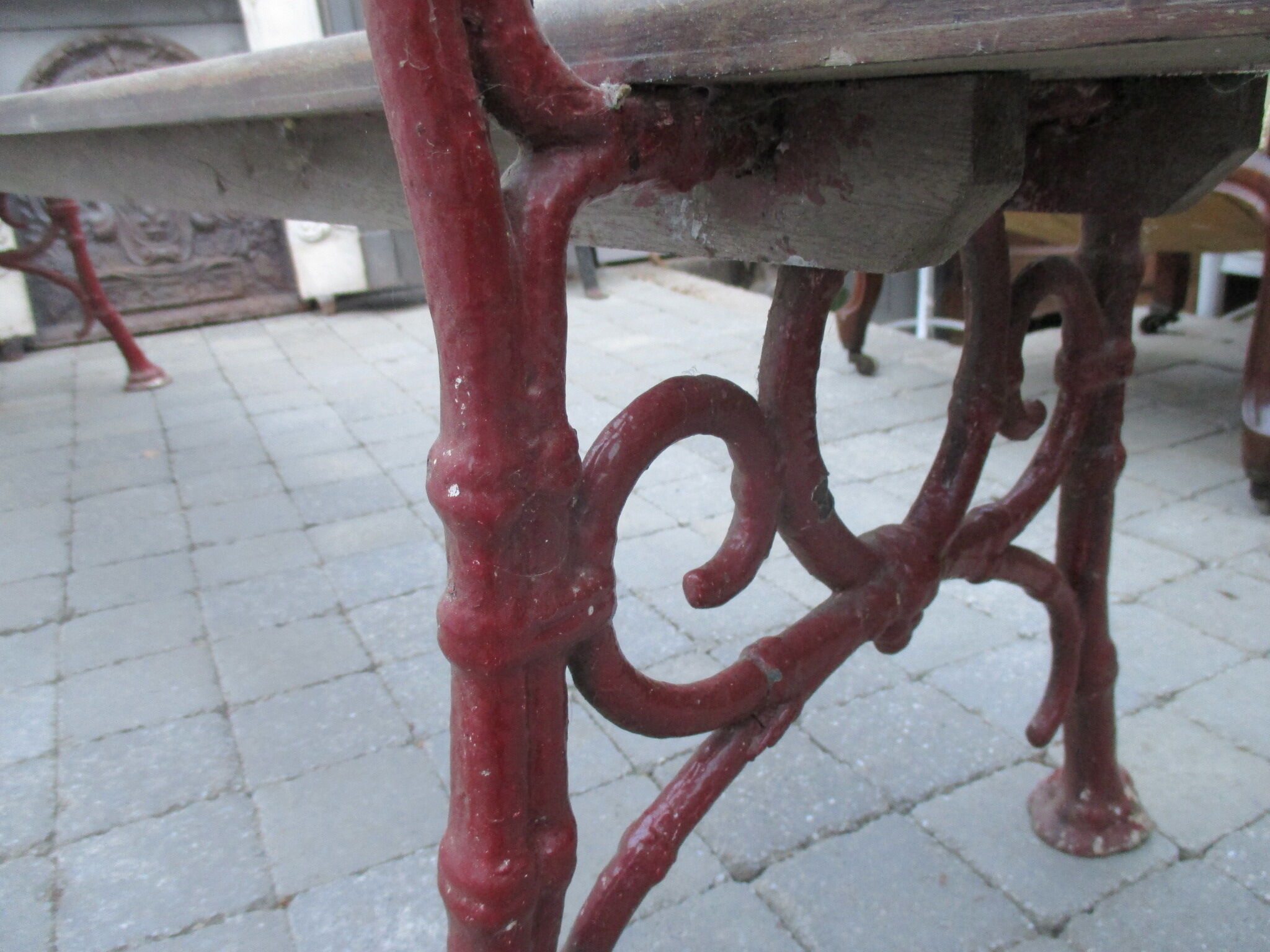 garden bench with feet in cast iron garden bench