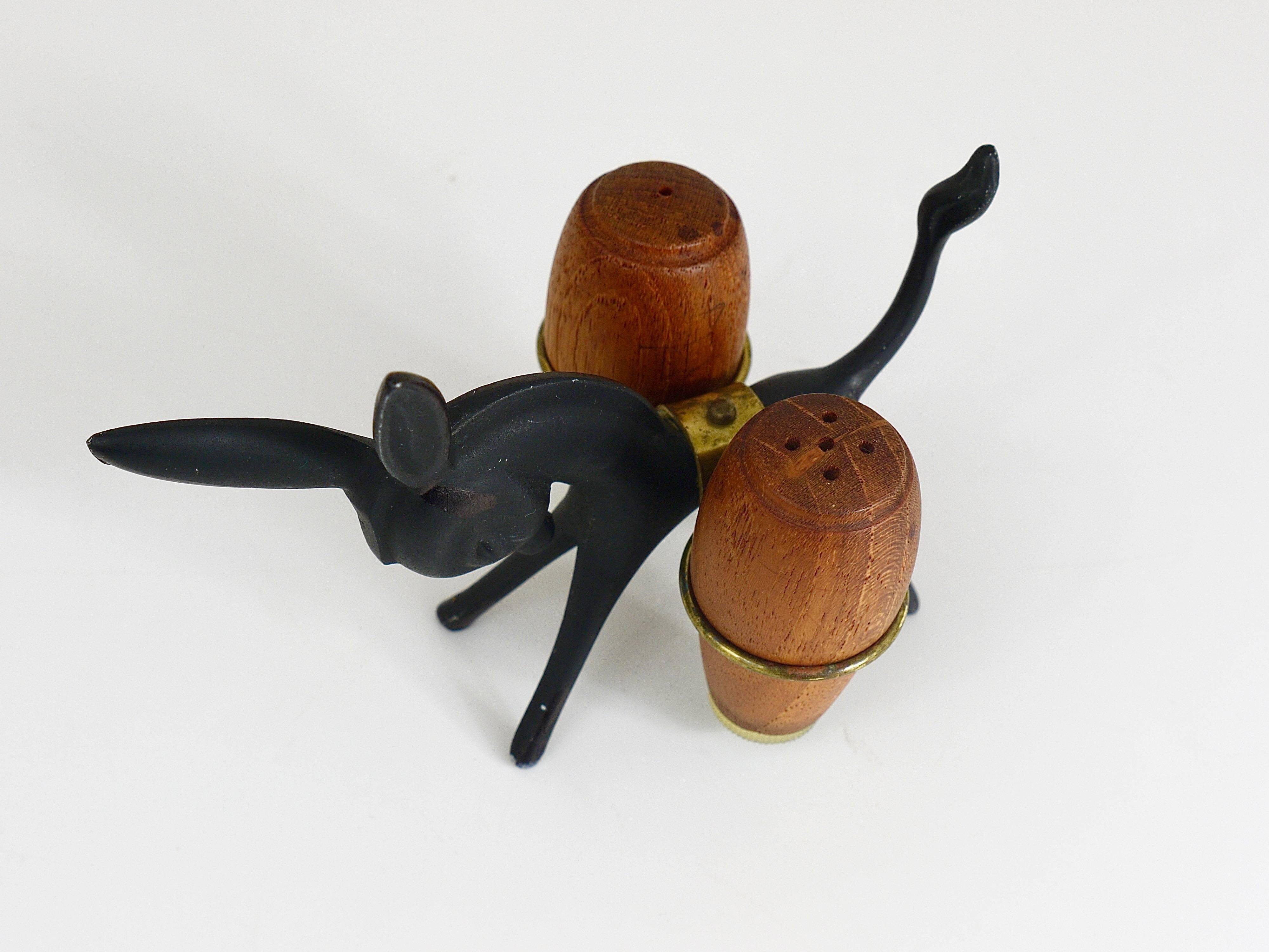 Set of salt and pepper shakers donkey Walter Bosse, Herta Baller, Austria, 1950s
