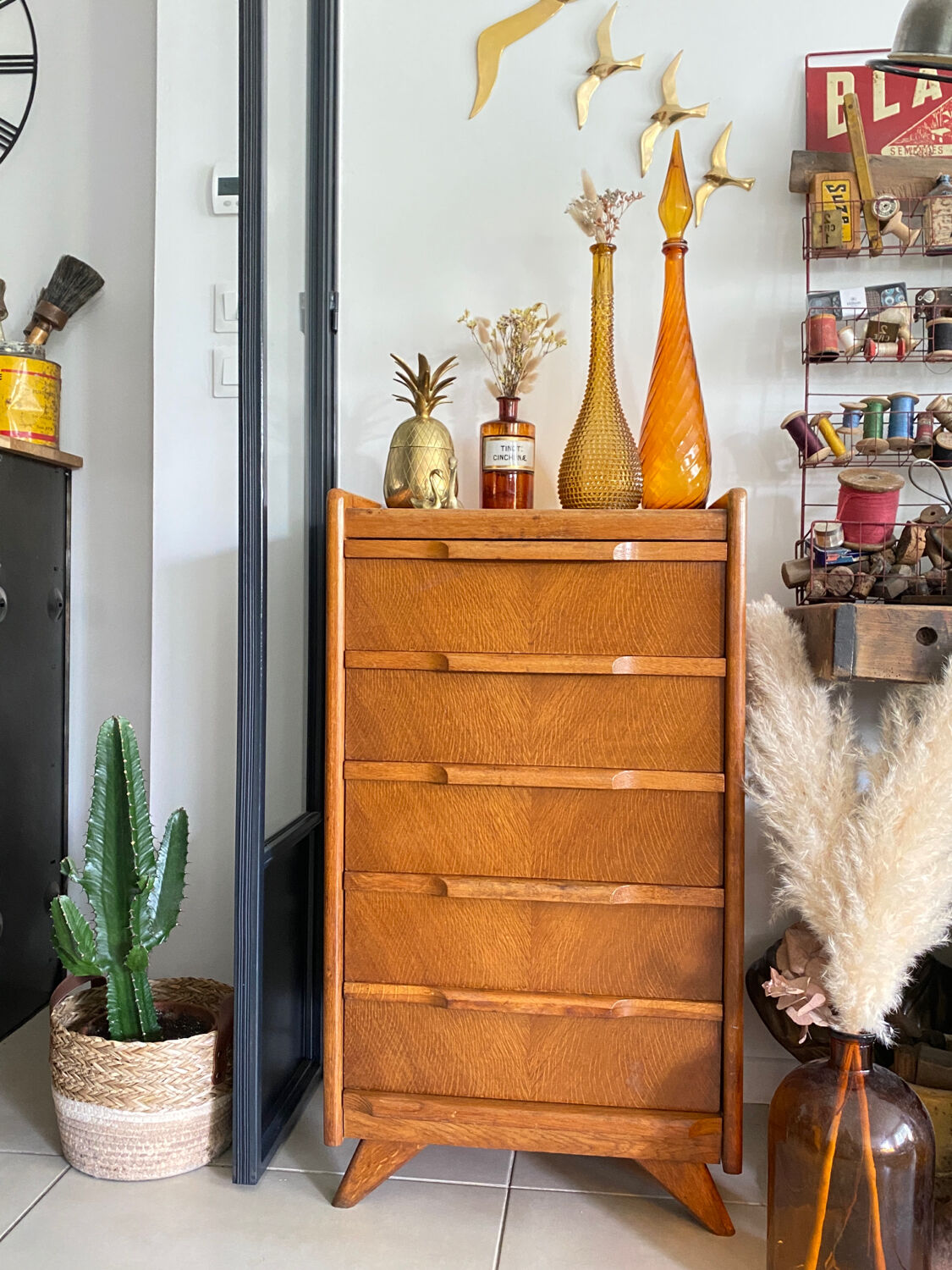 Vintage chest of drawers