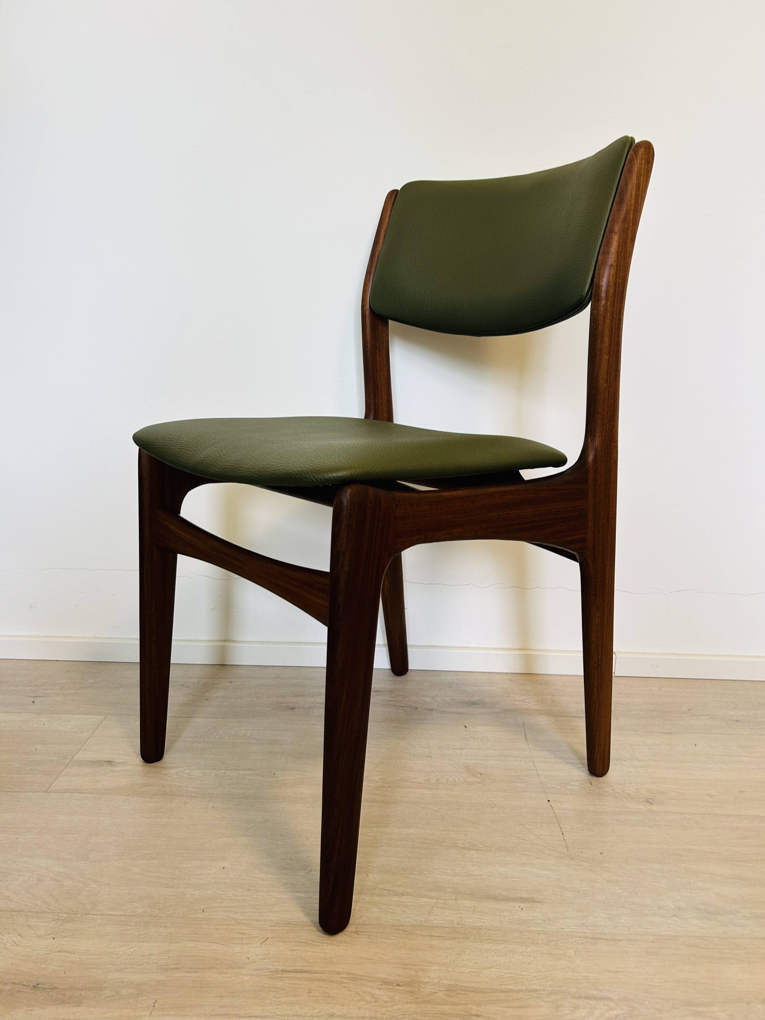 Scandinavian Style Teak Dining Chairs, 1960’s Set of 2