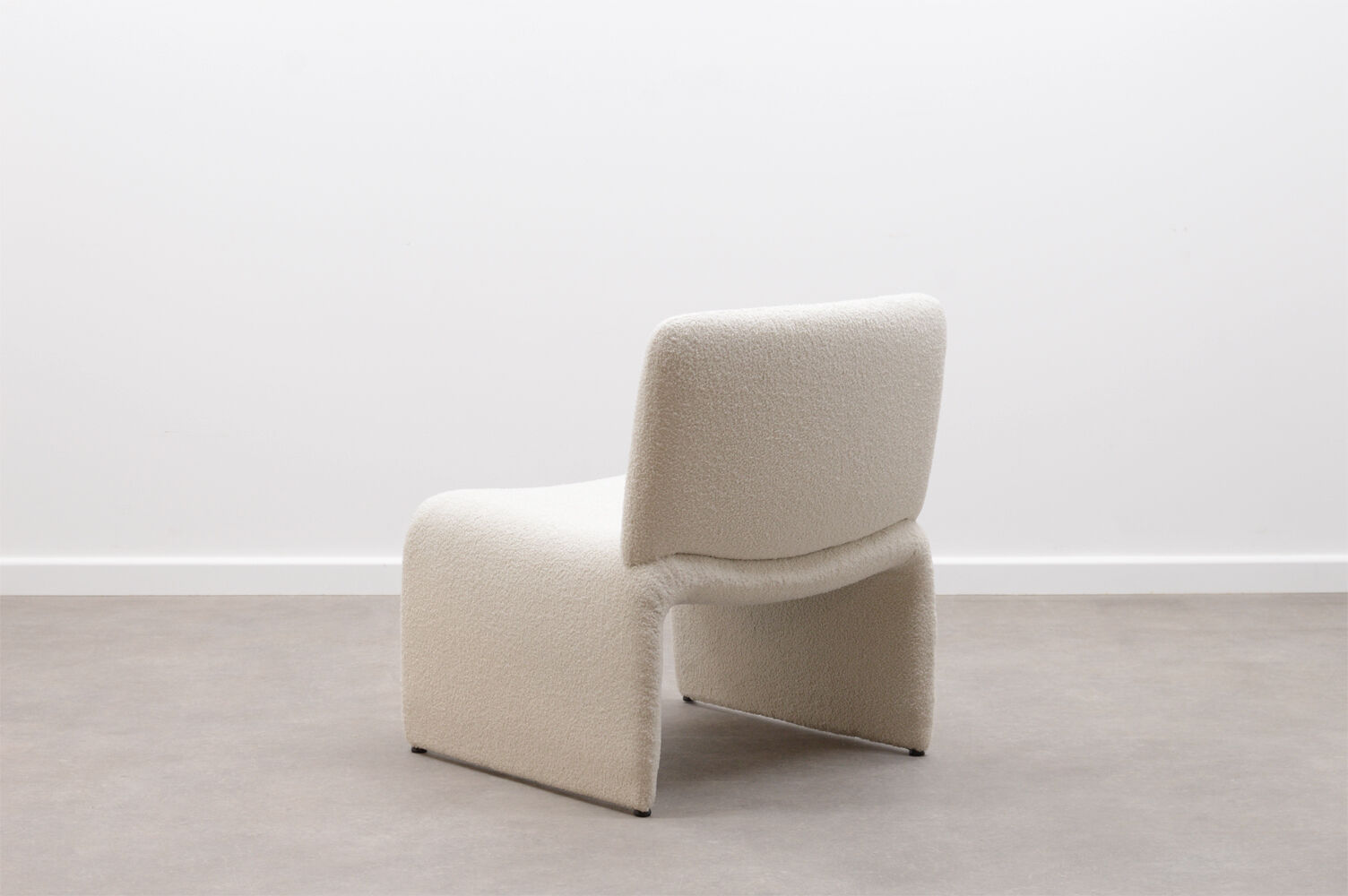 Set of 2 teddy lounge chairs, 70s Italy