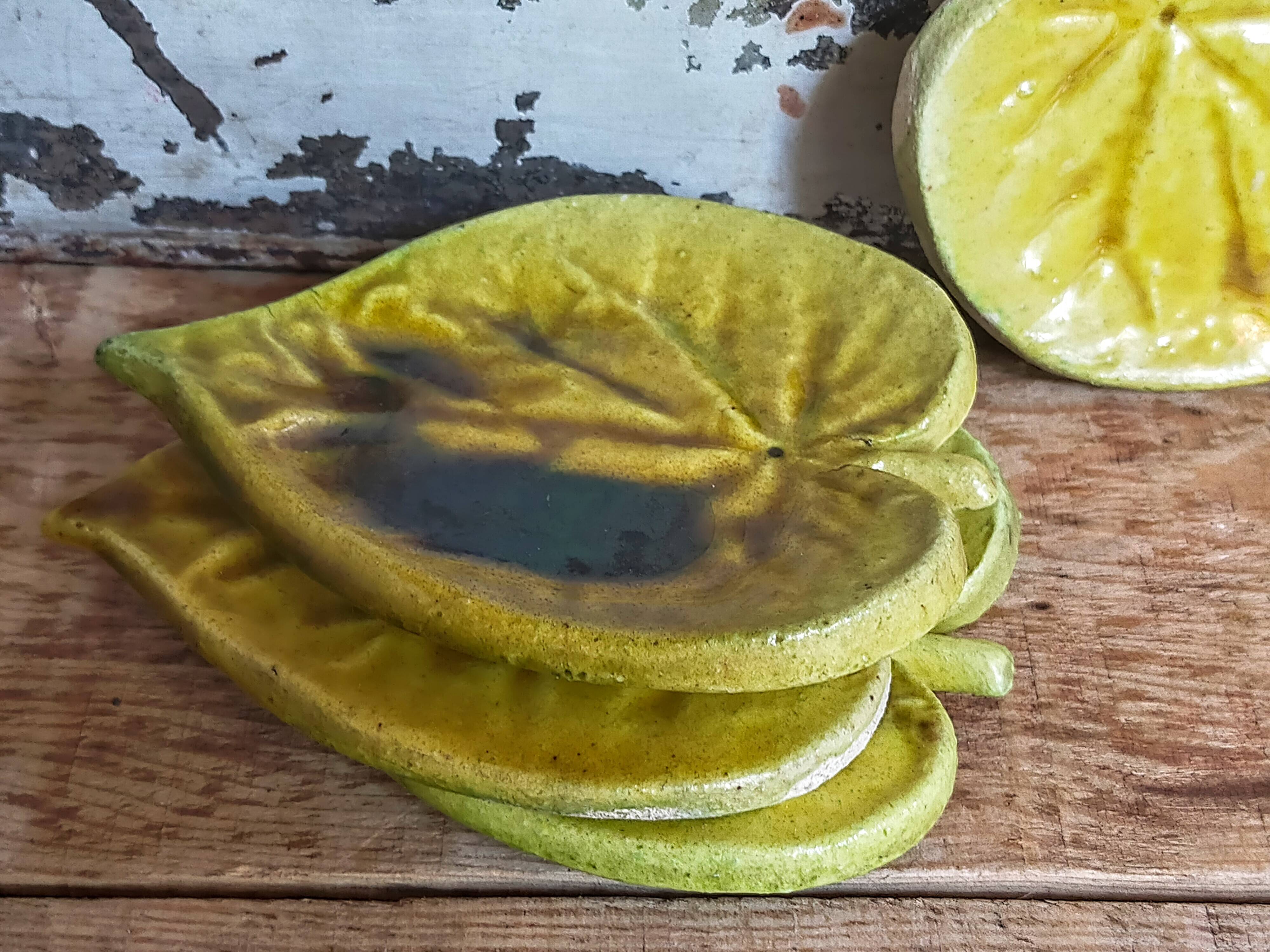 Four ceramic leaf cups from Les potiers d’Accolay