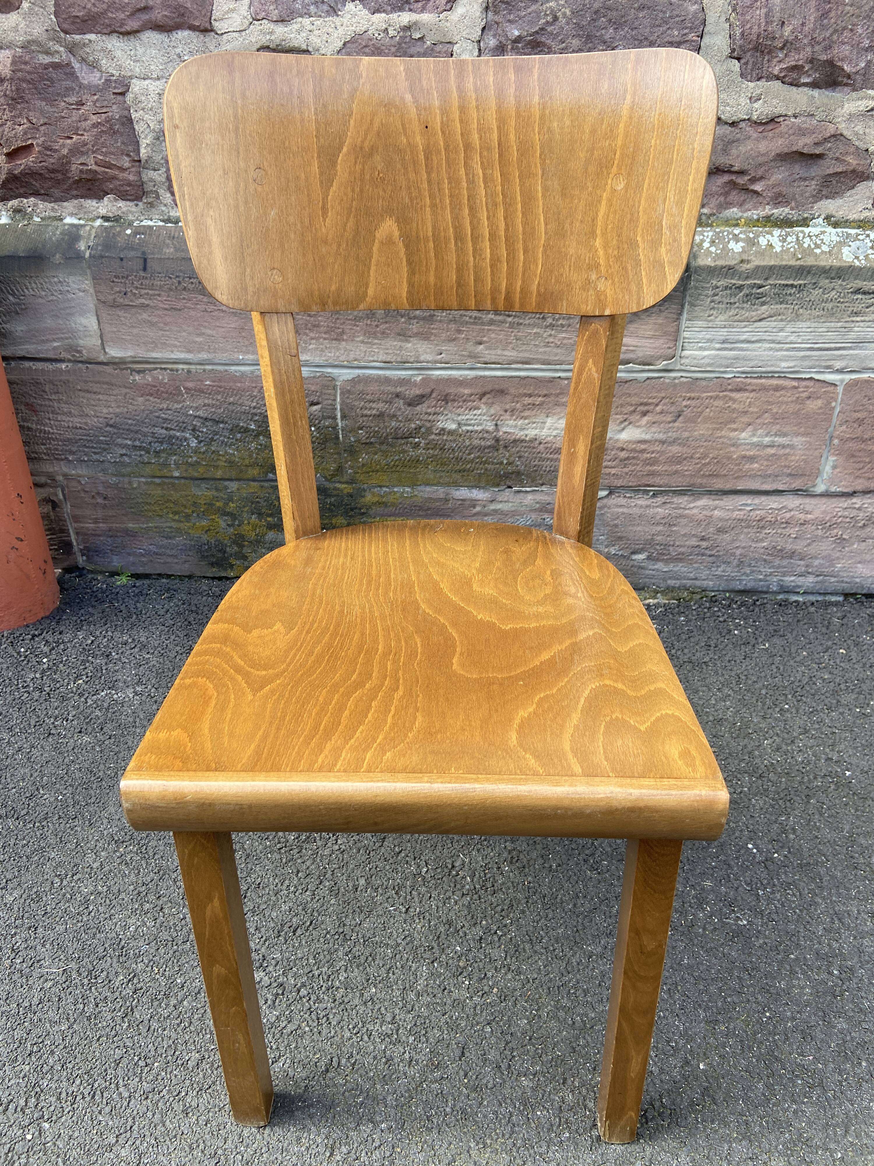 4 bistro chairs Curved wood Restaurant Paris bistro baumann 1970