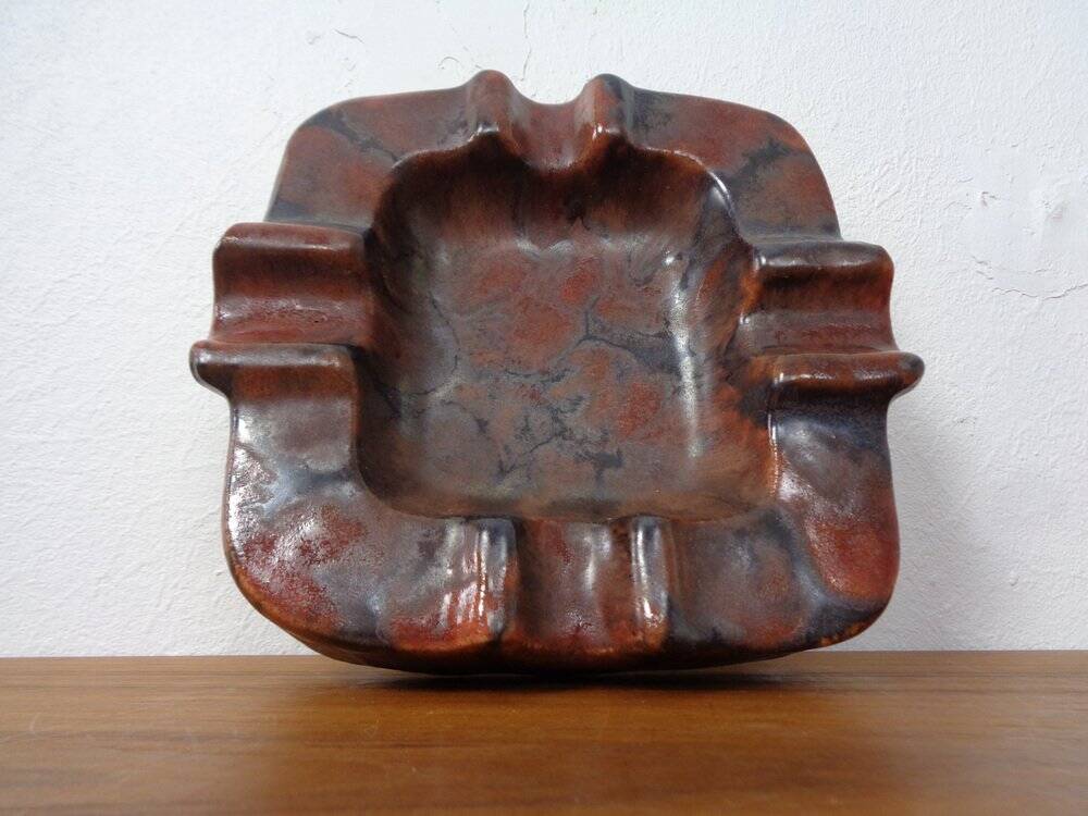Brutalist ceramic ashtray, 1940s