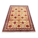 Handmade Pakistani rug