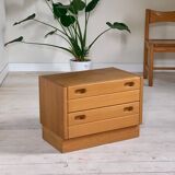 Vintage solid oak chest of drawers