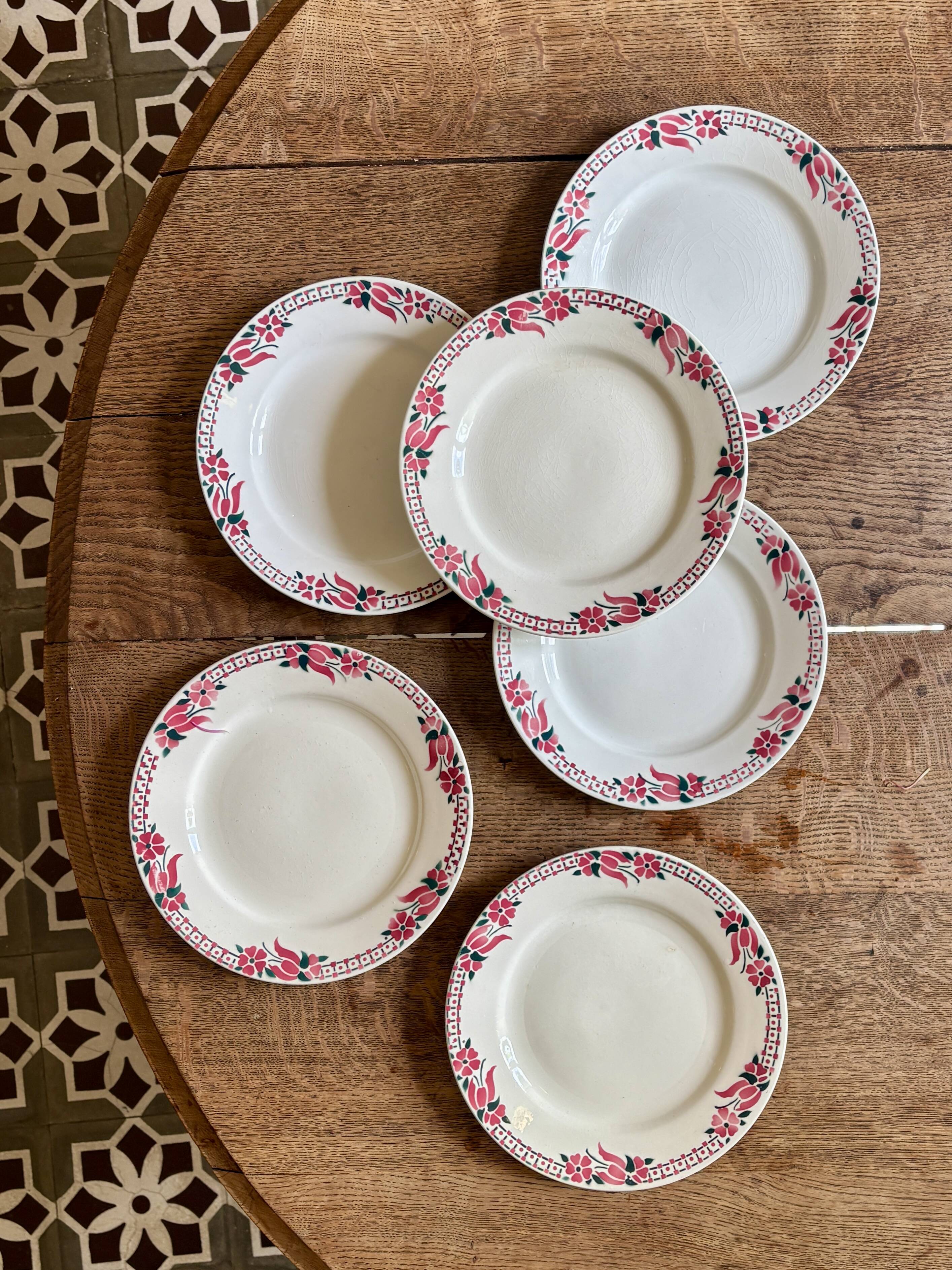 Set of 6 antique flat plates - Saint Amand Céranord