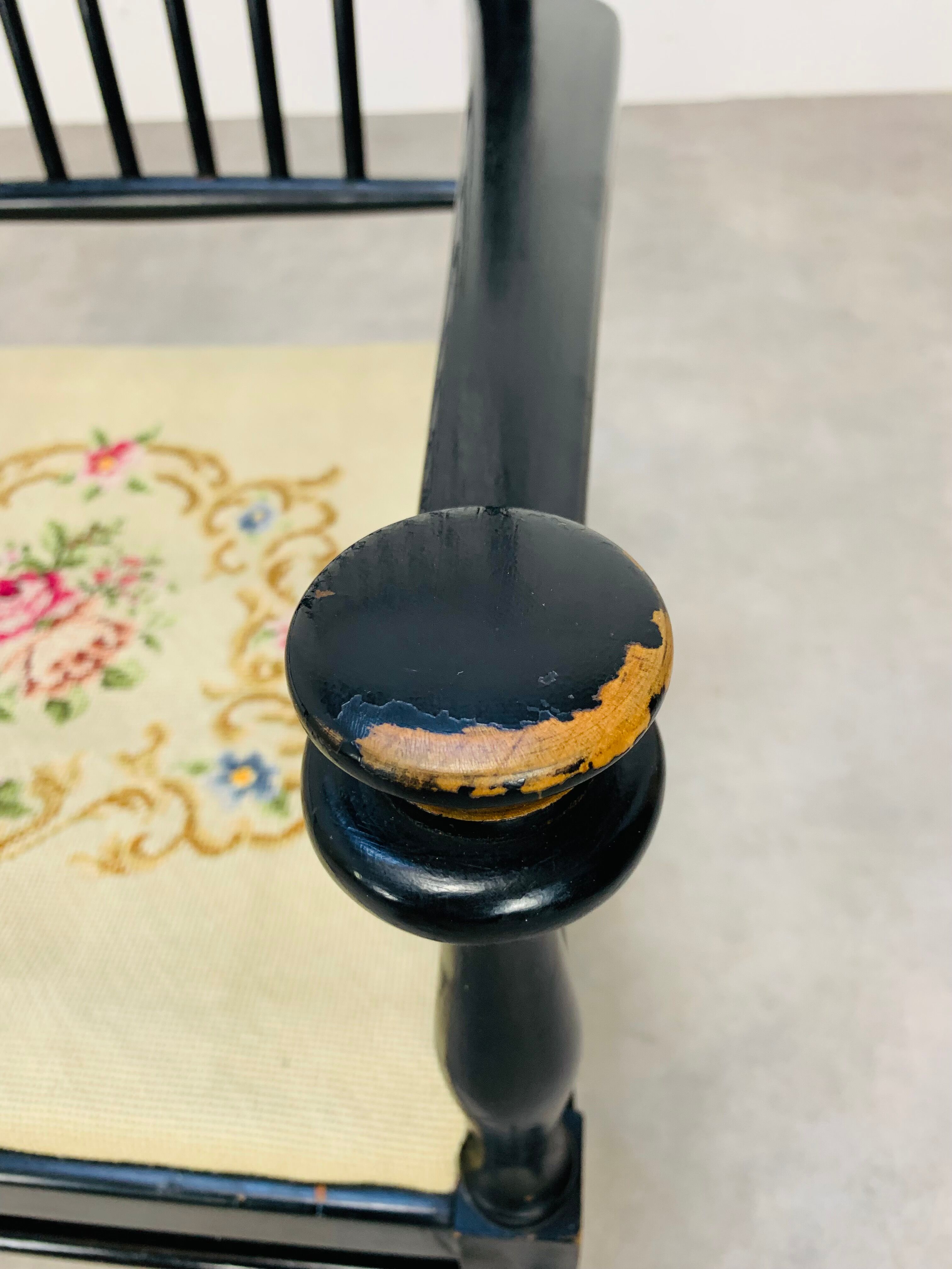 Rocking chair art and craft vintage