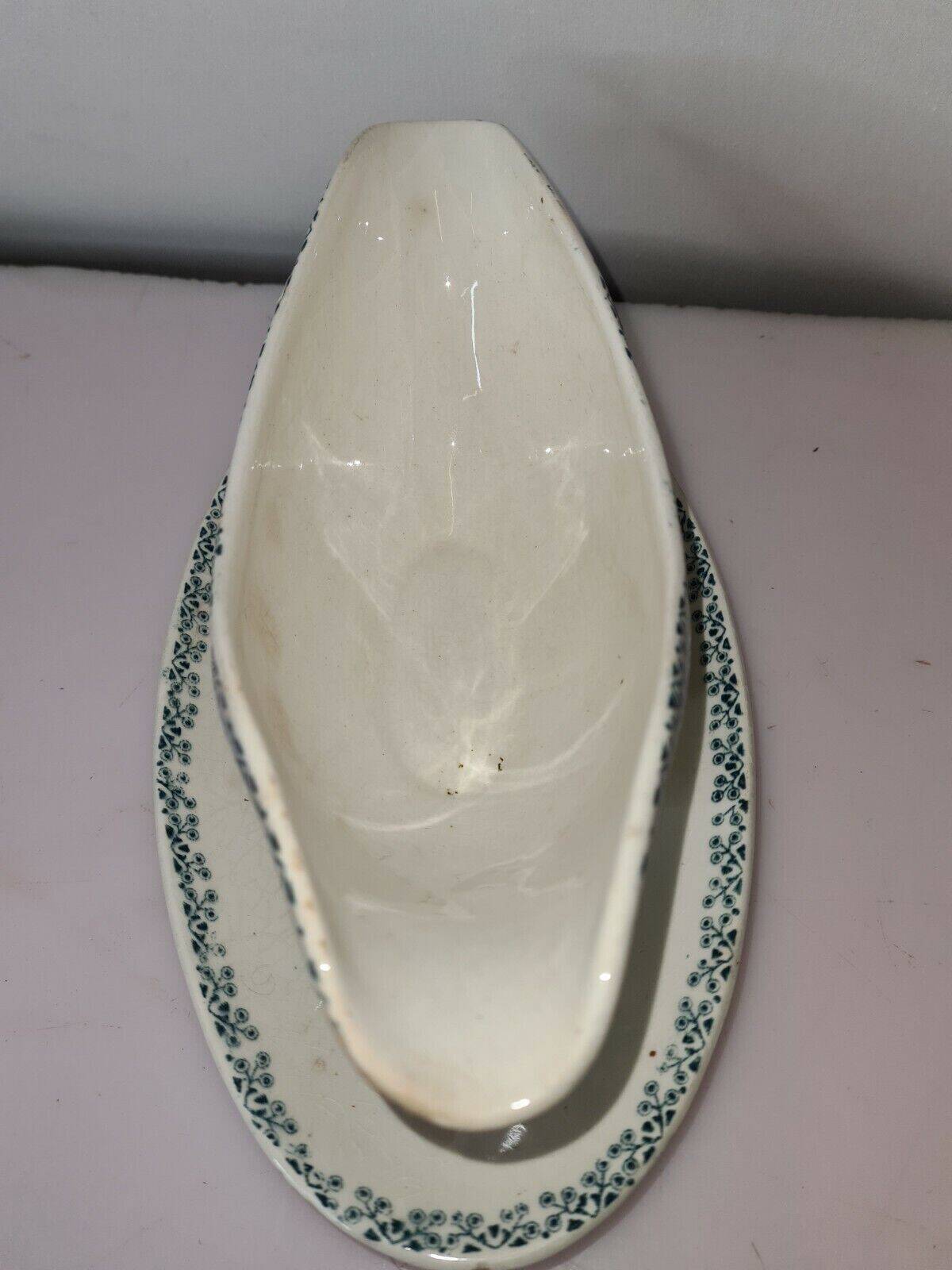 Debray ceramic gravy boat