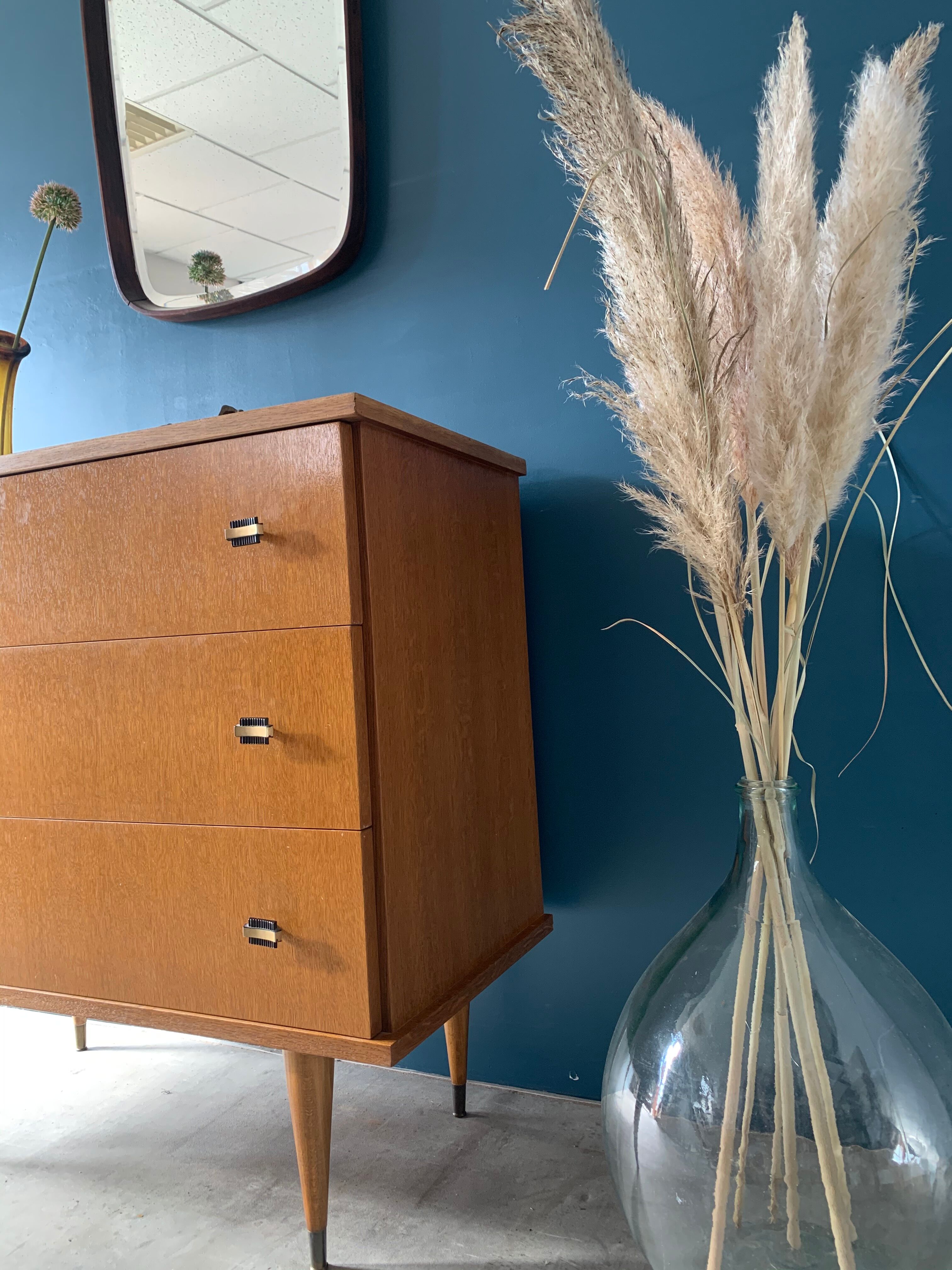 Vintage dresser with tapered feet
