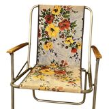 Folding camping chair