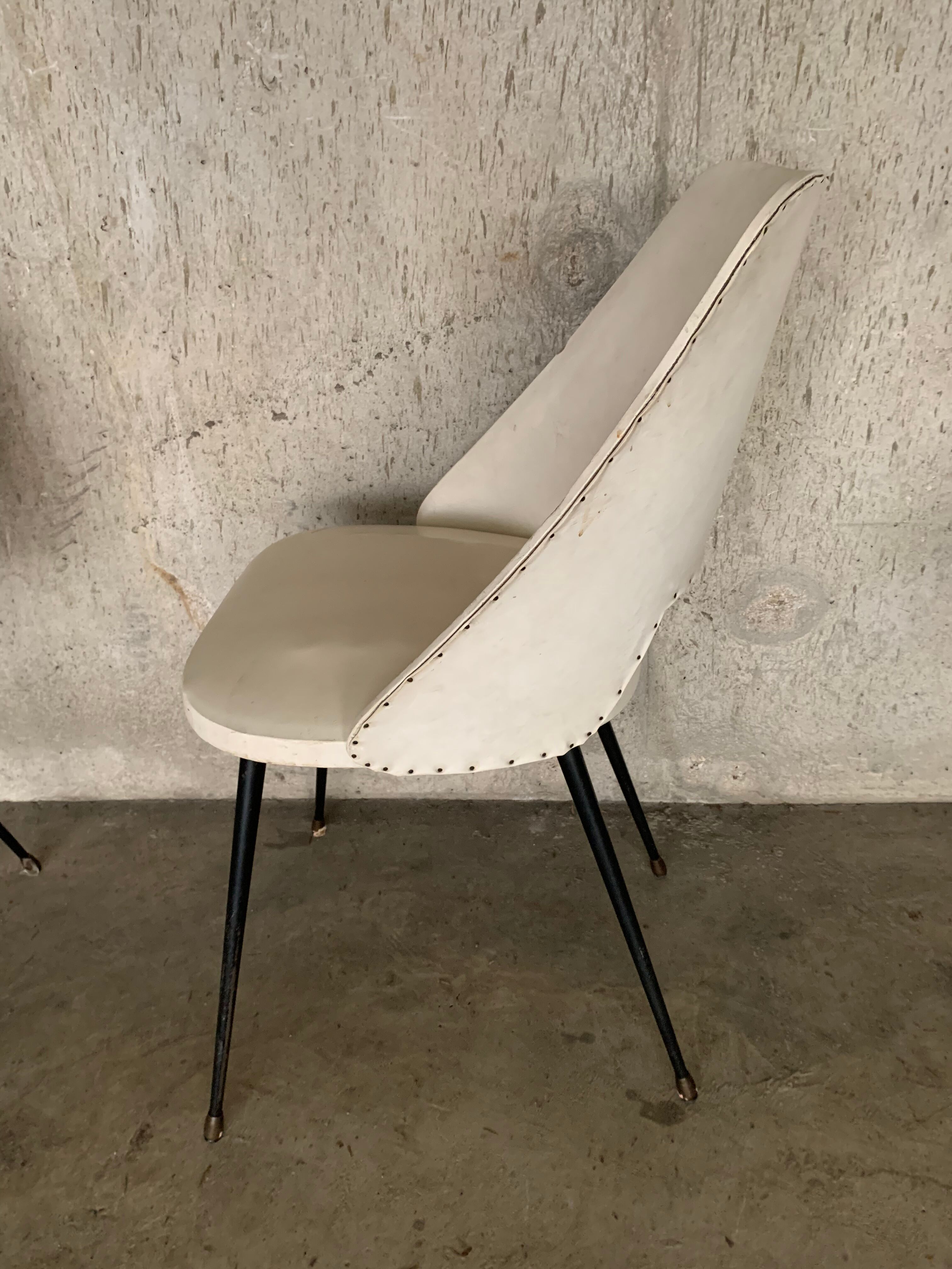 Vintage barrel chair