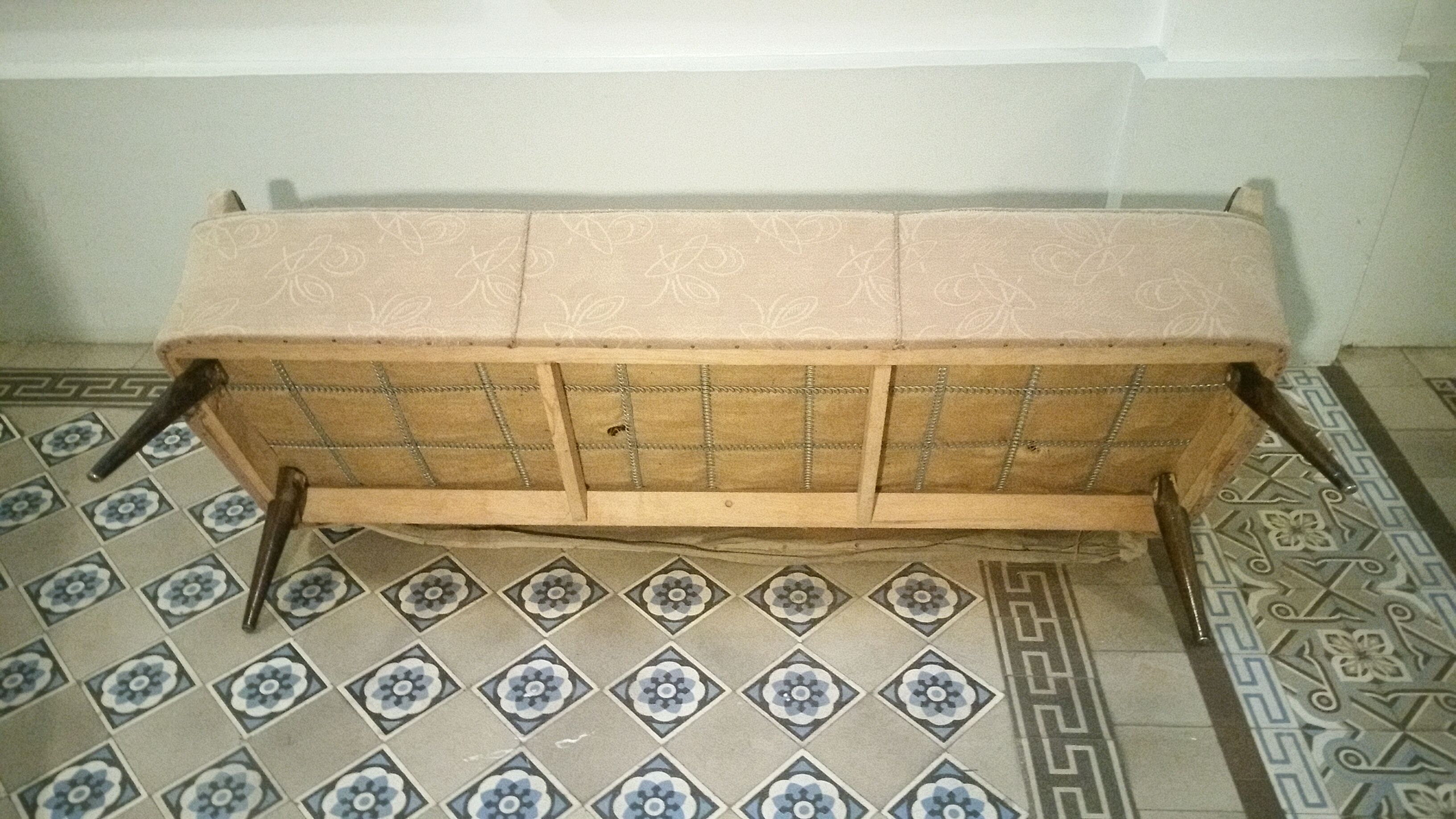 Sofa Scandinavian cocktail