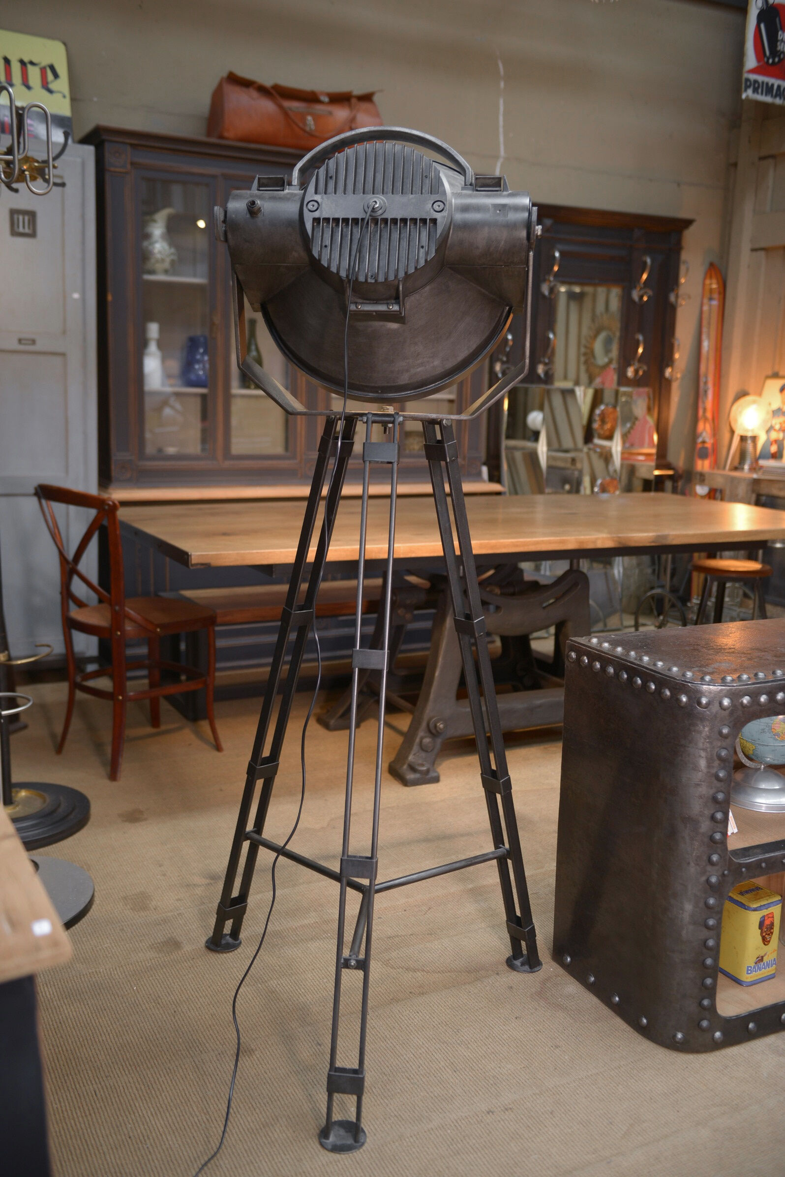 Philips adjustable metal floor projector 1960