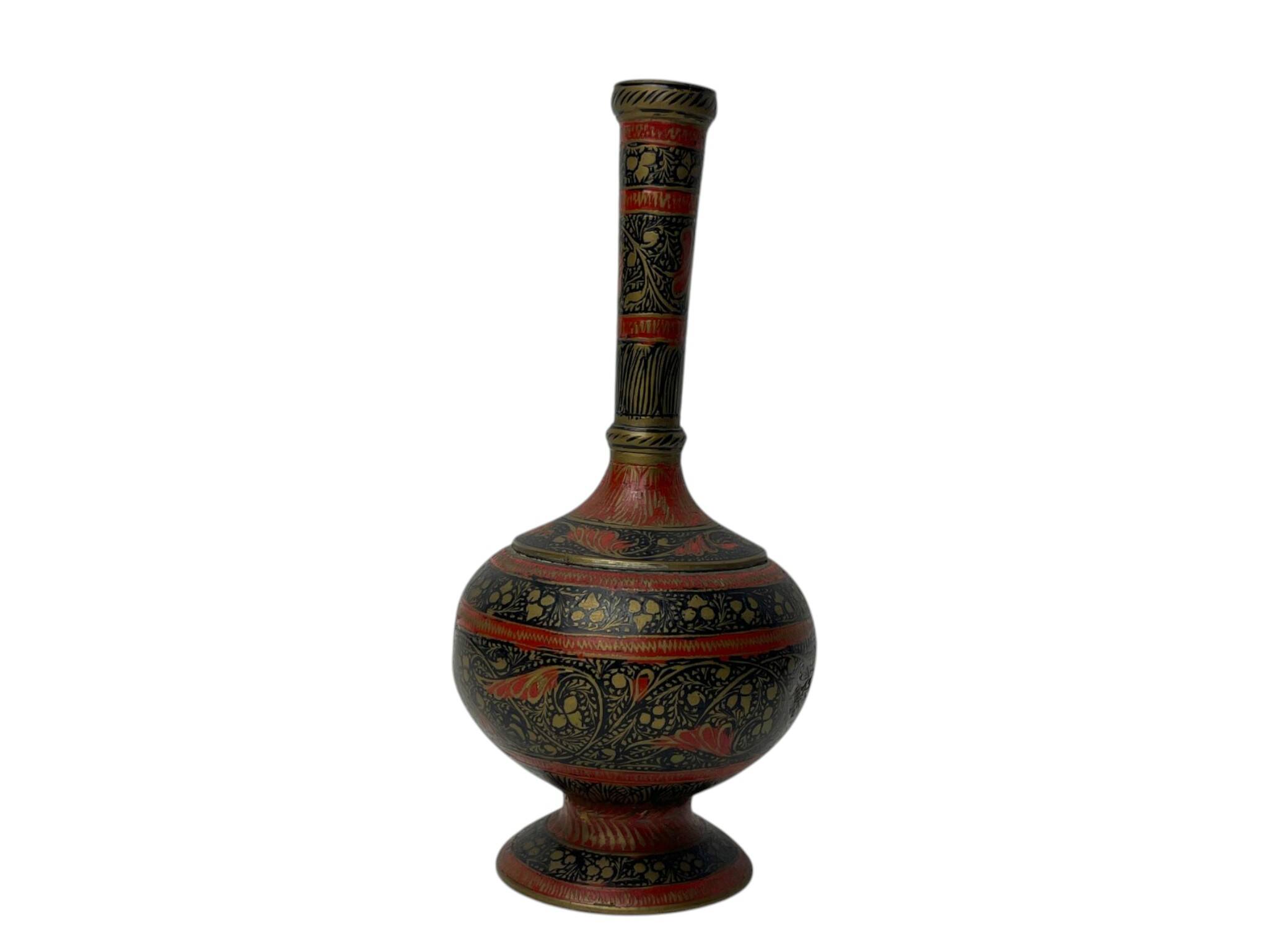 Orient, petit vase en cloisonné début XXème