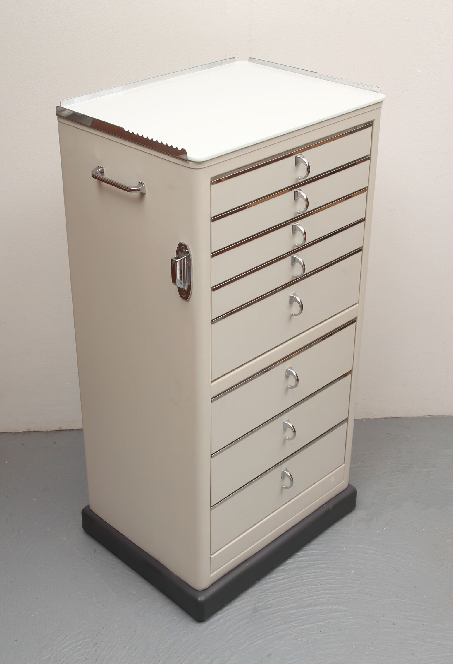 1950s doctors cabinet with drawers from Baisch
