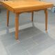 Table scandinave en chêne – 110 × 90 cm