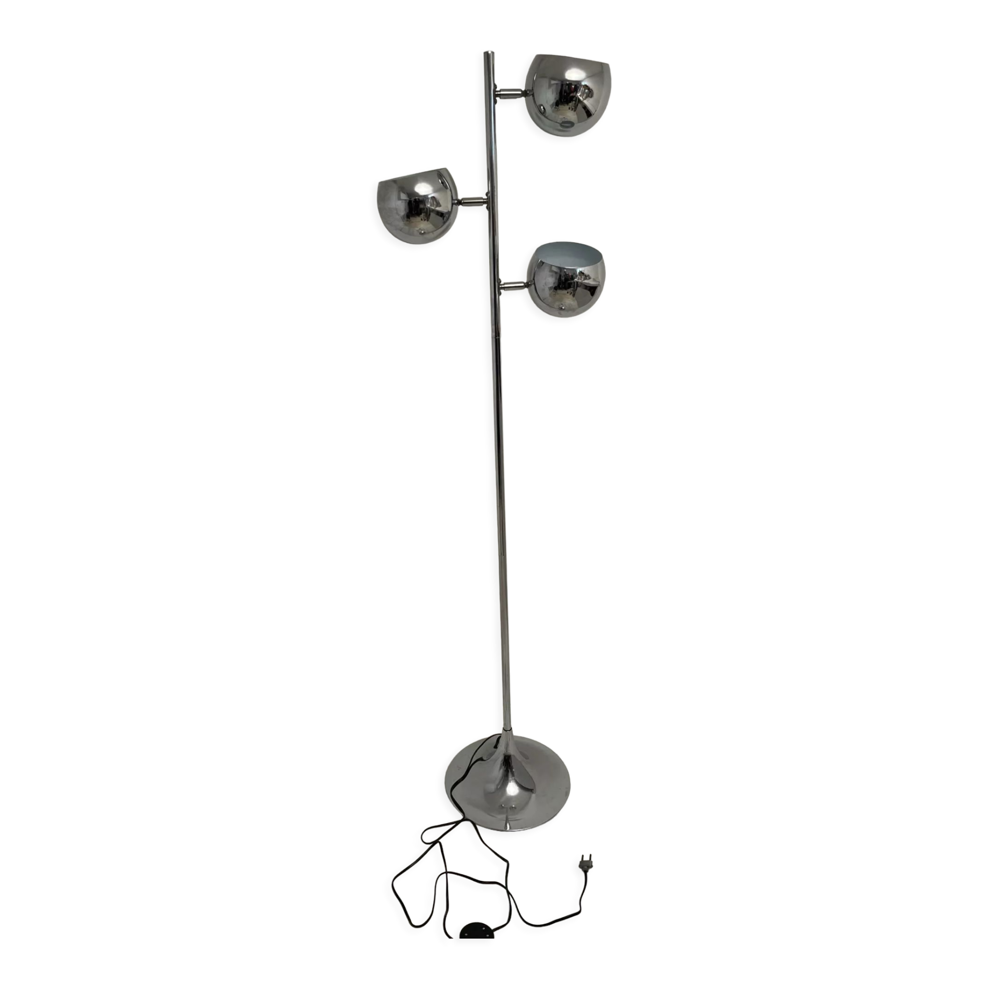 3-globe chrome floor lamp