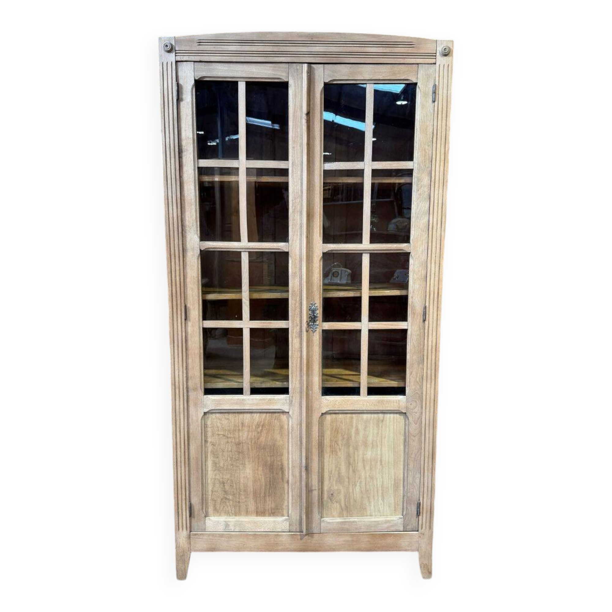 Aero-sanded oak library - 1940s