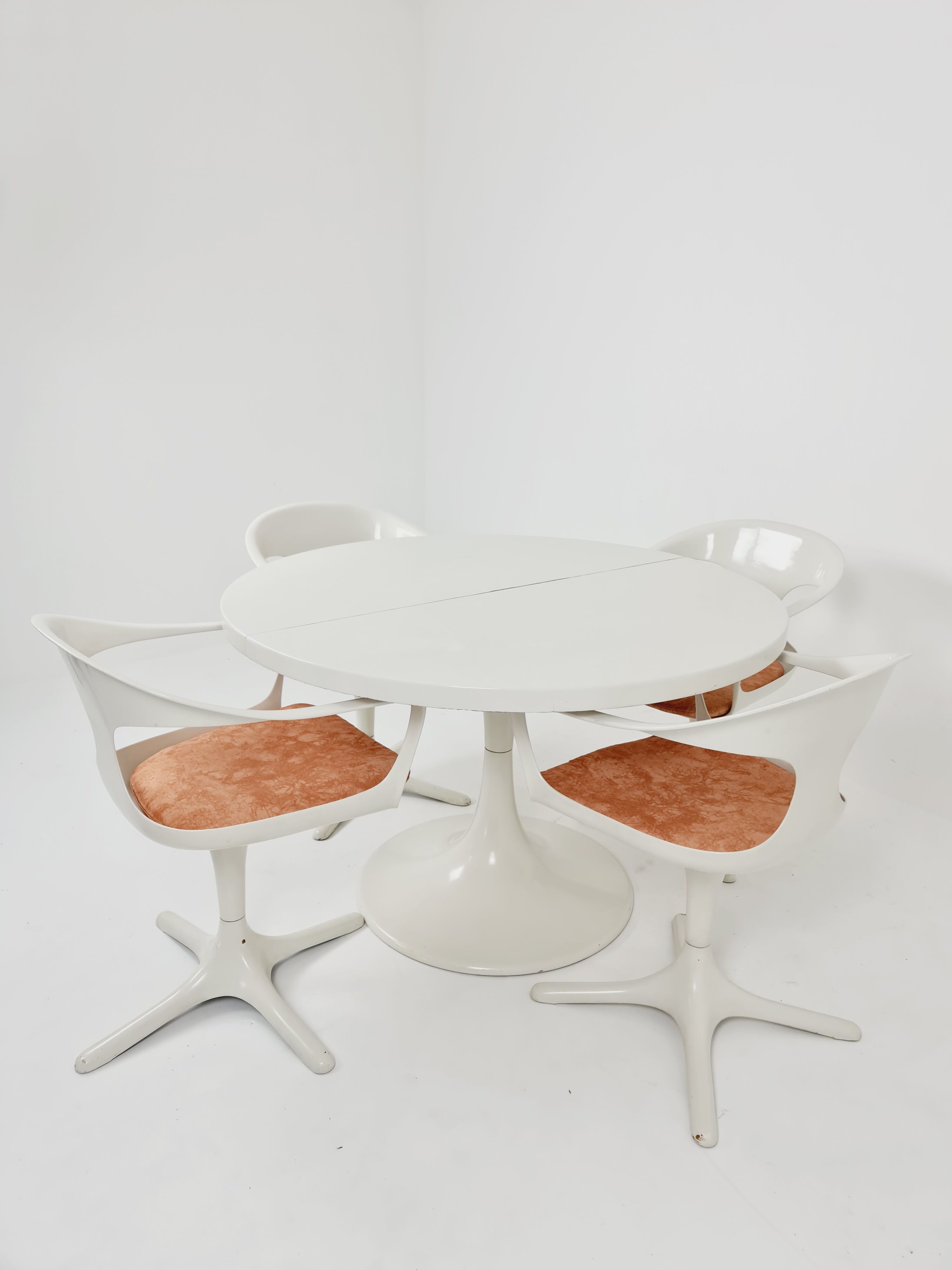 Set space age par Konrad Schäfer pour Interlübke
