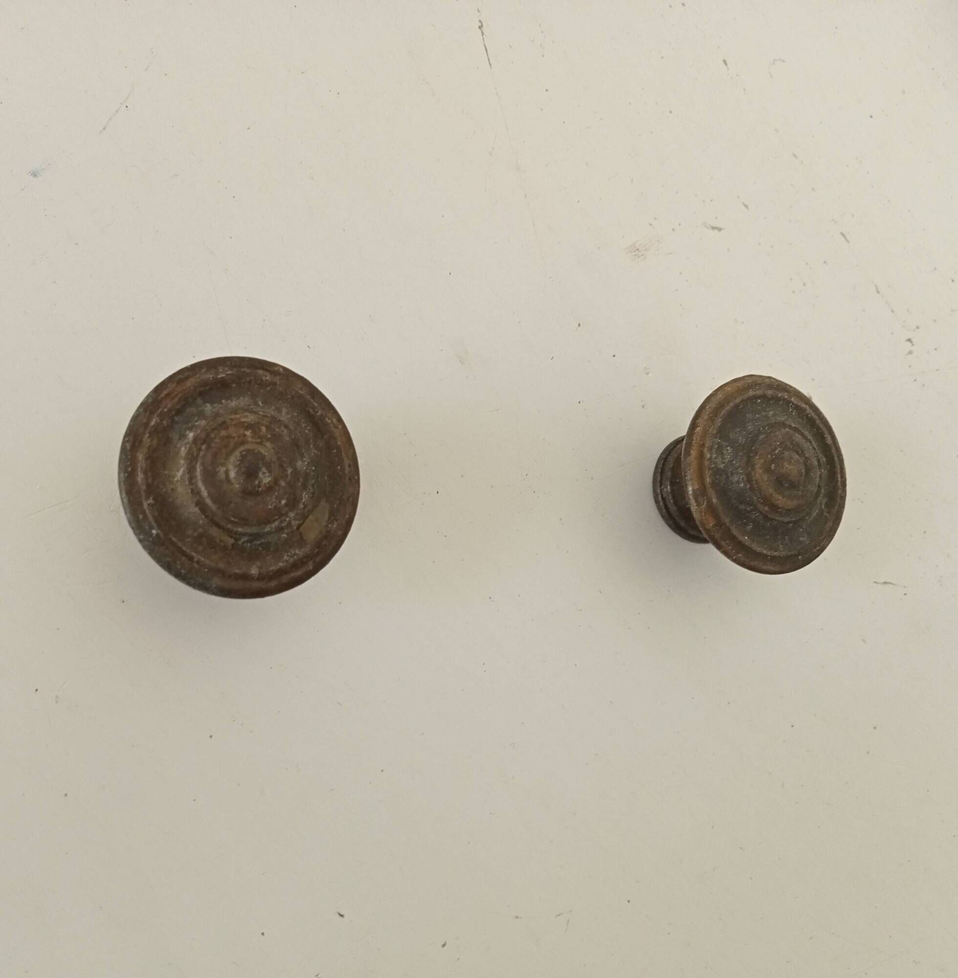 Pair of antique furniture knob handles in solid gilded brass