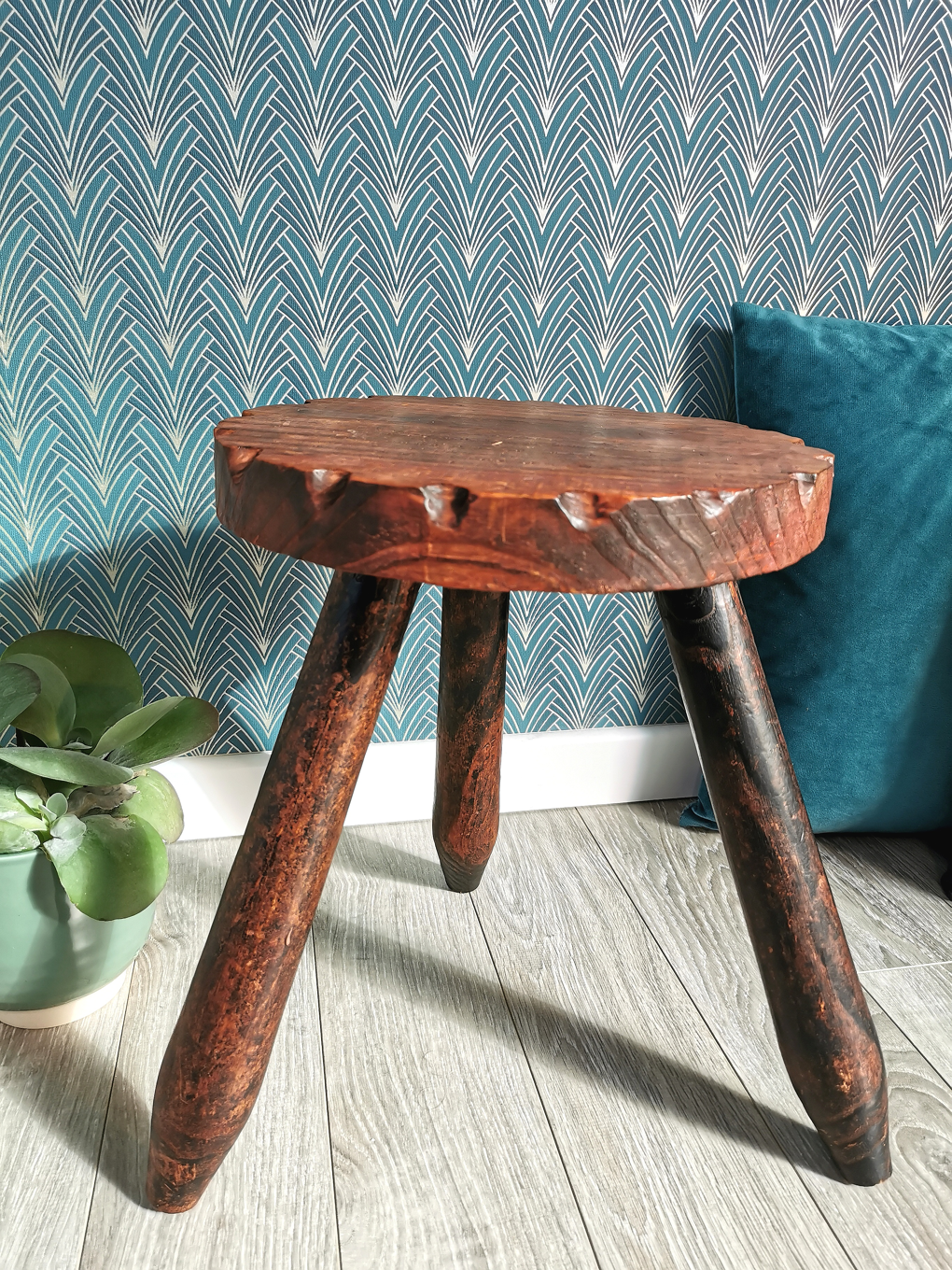 Vintage tripod stool